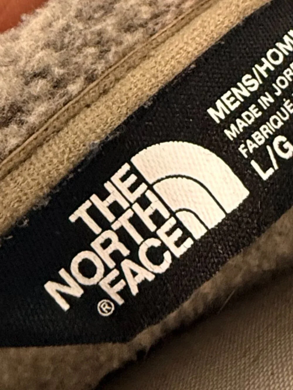 The North Face Men’s L Sweater Fleece 1/4 Zip Pullover Heather Gray Chest Pocket